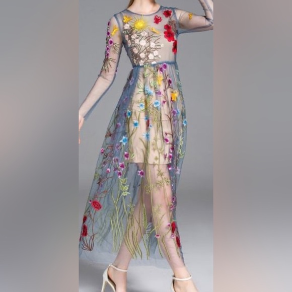 Sheer tulle midi overlay dress with crewel floral embroidery - Picture 2 of 8